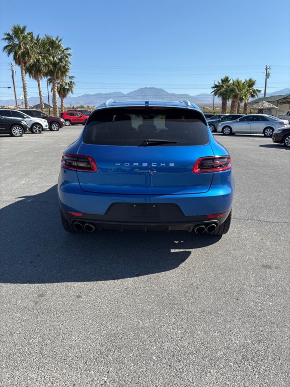 2016 Porsche Macan Image 4