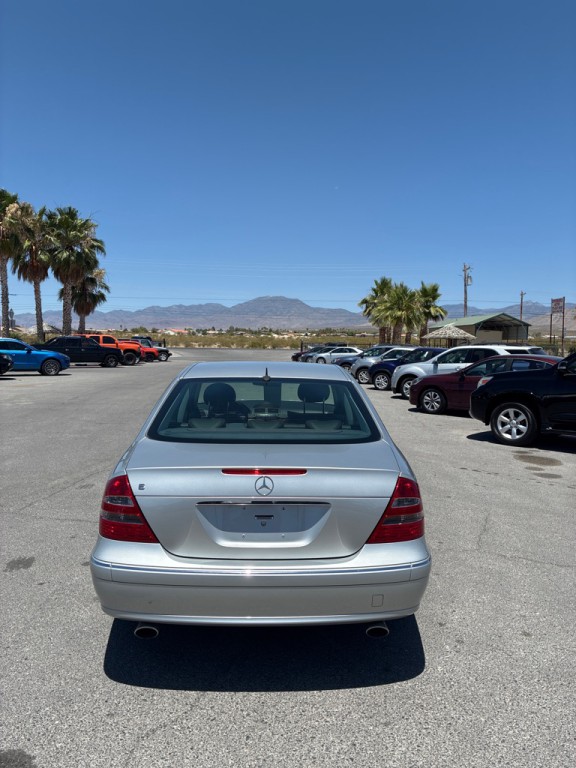 2004 Mercedes-Benz E-Class Image 4