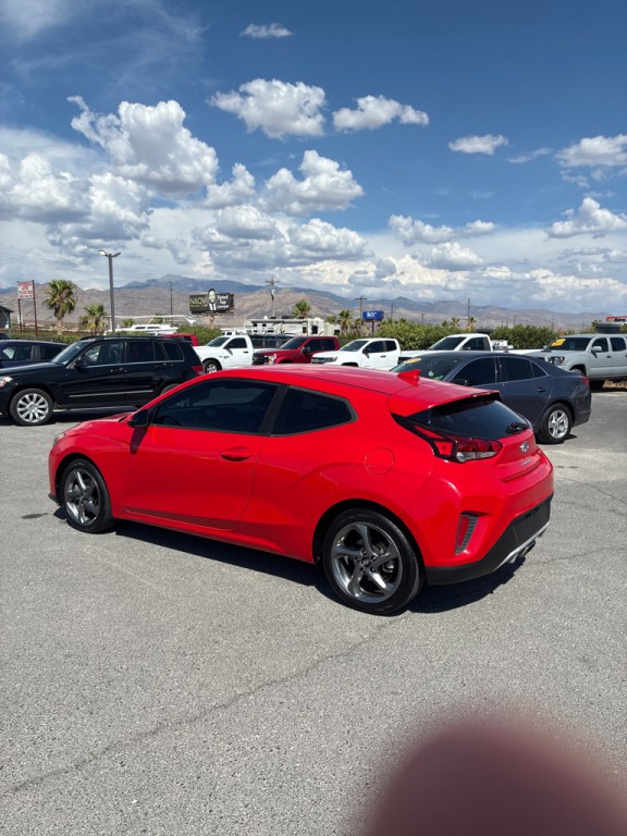 2019 Hyundai Veloster Image 7