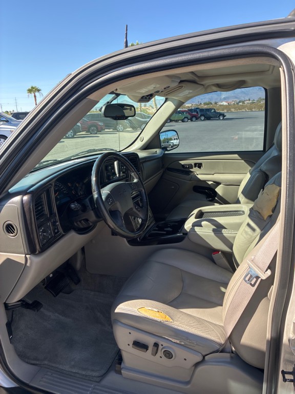 2004 GMC Yukon Image 6