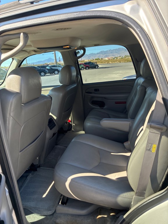 2004 GMC Yukon Image 7