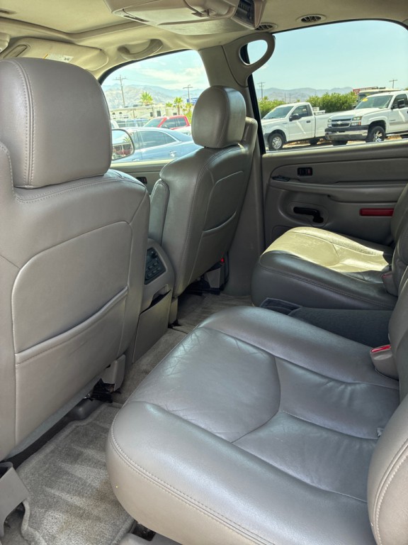 2005 Chevrolet Tahoe Image 11