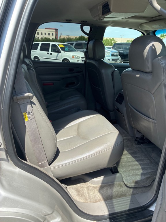 2005 Chevrolet Tahoe Image 15