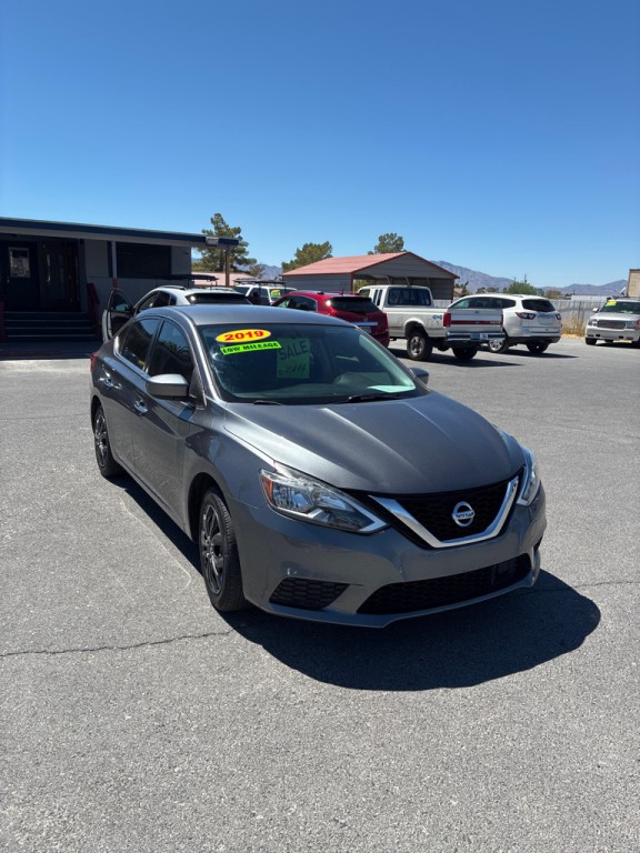 2019 Nissan Sentra Image 2