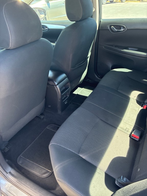 2019 Nissan Sentra Image 9