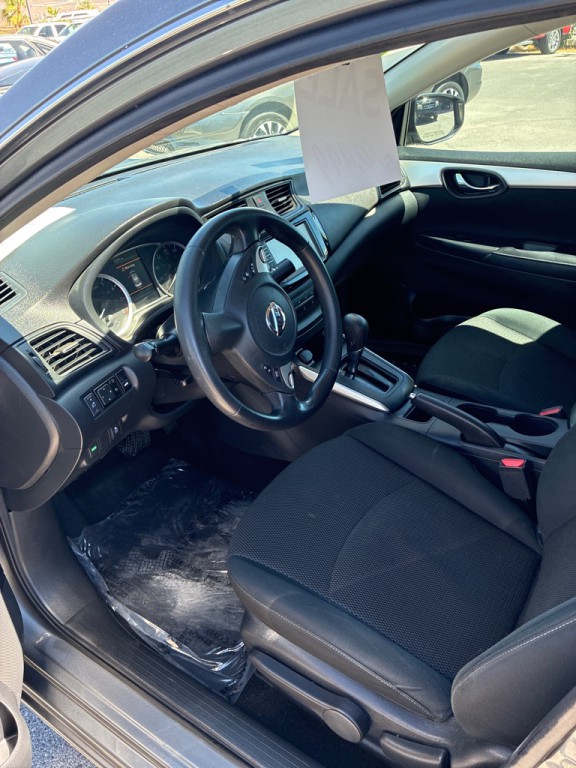 2019 Nissan Sentra Image 13