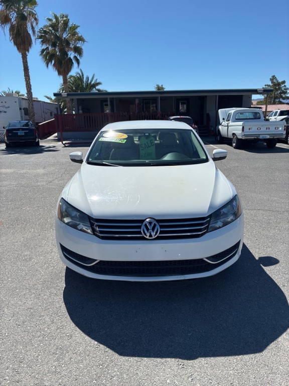 2013 Volkswagen Passat Image 3