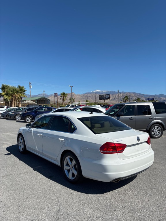 2013 Volkswagen Passat Image 7