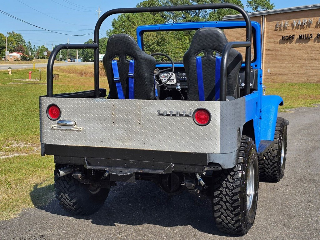 1969 Toyota Land Cruiser Image 8