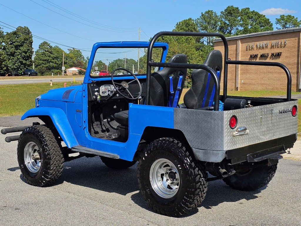 1969 Toyota Land Cruiser Image 11