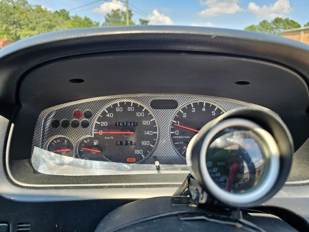 1994 Nissan Skyline Image 17