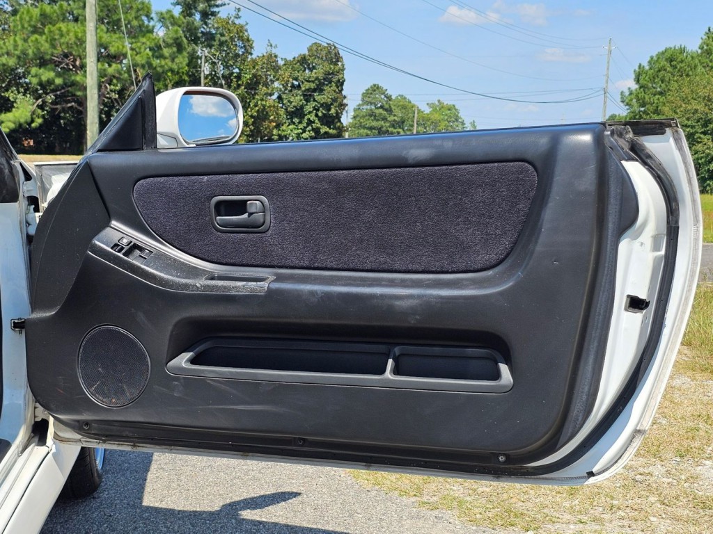 1994 Nissan Skyline Image 36