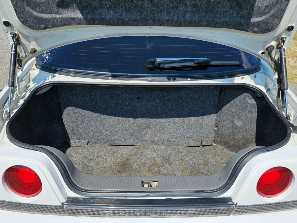 1994 Nissan Skyline Image 45