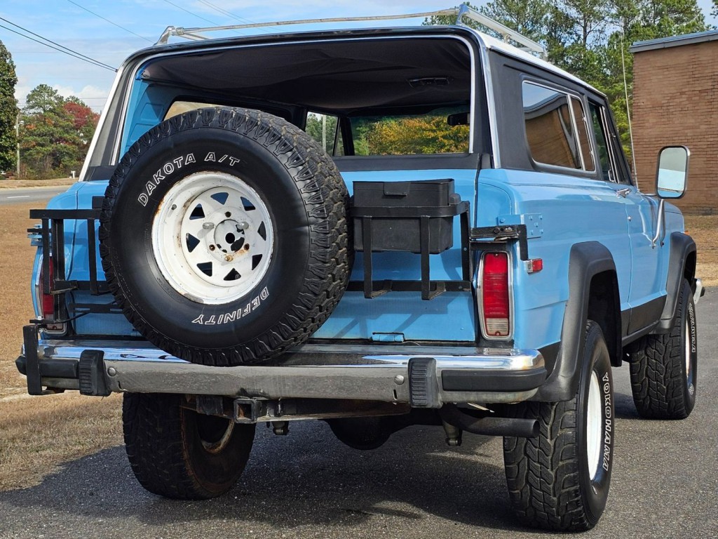 1980 Jeep Cherokee Image 8
