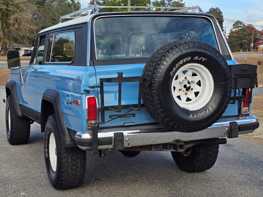 1980 Jeep Cherokee Image 10
