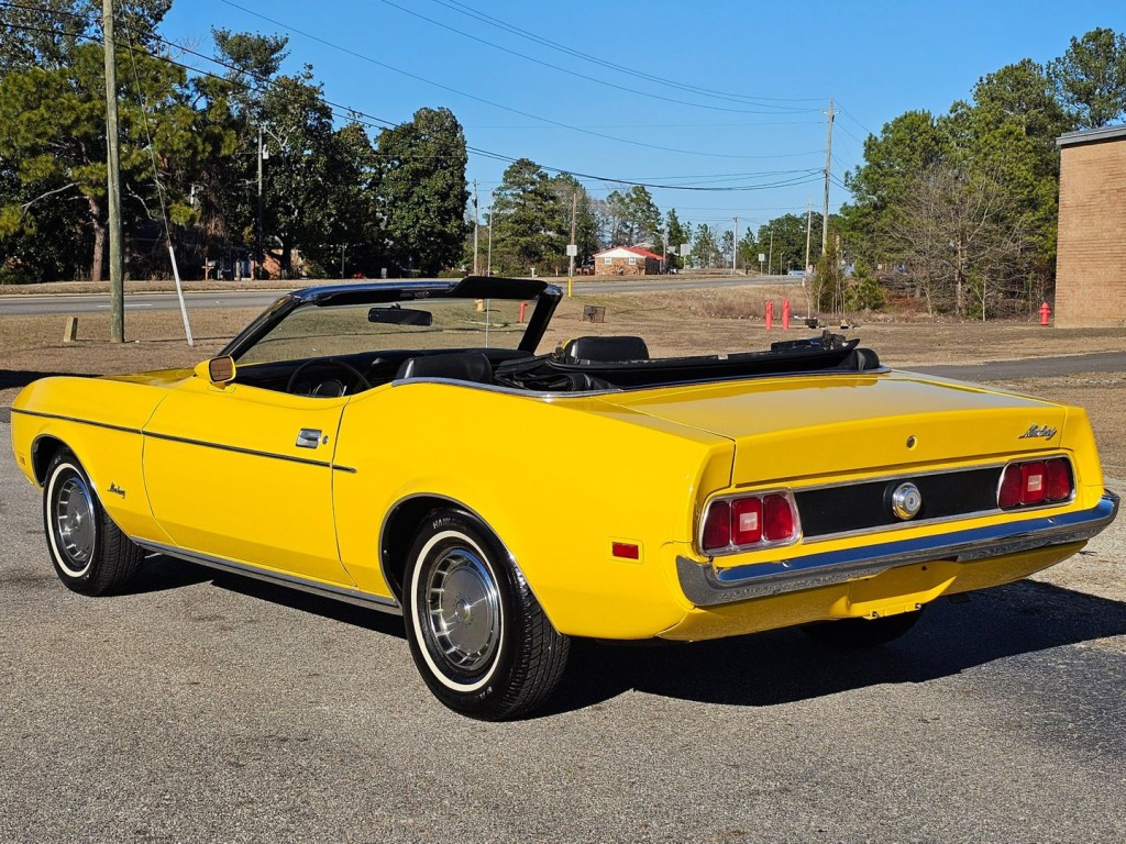 1973 Ford Mustang Image 11