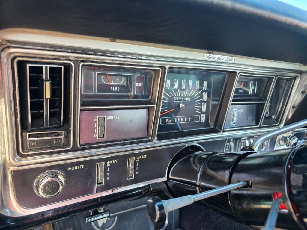 1968 Buick Riviera Image 15