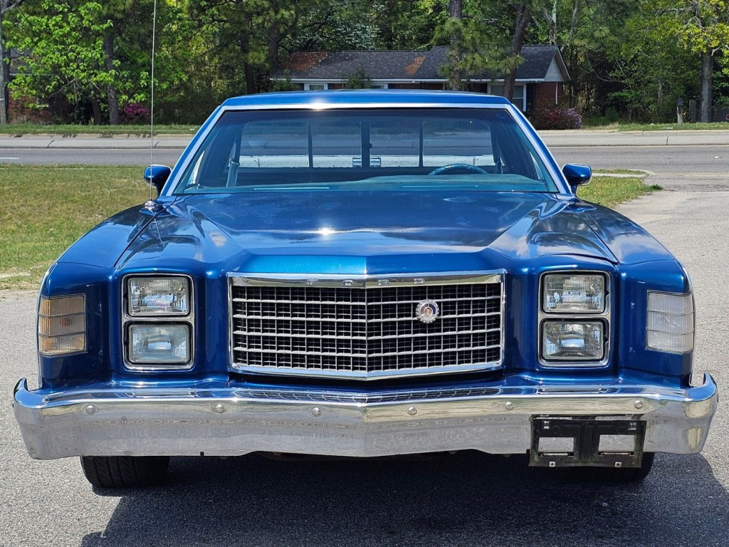1977 Ford Ranchero Image 3