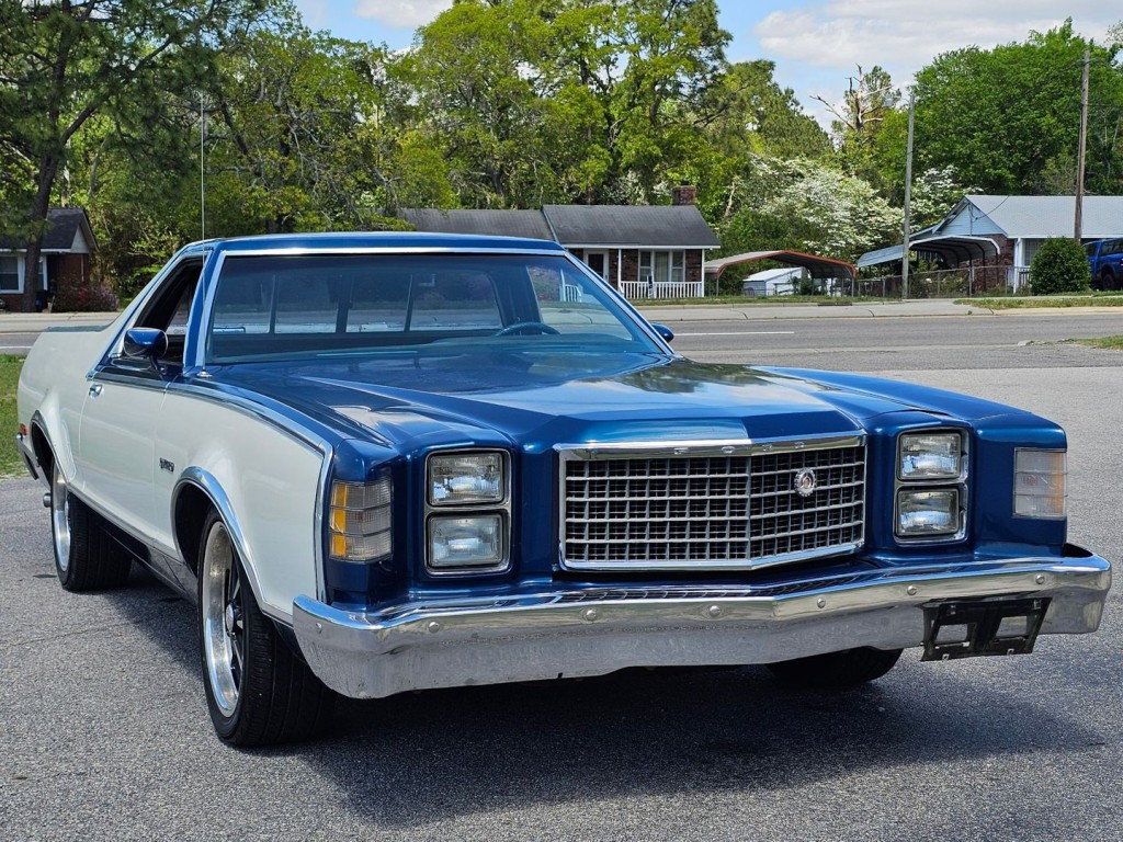 1977 Ford Ranchero Image 4