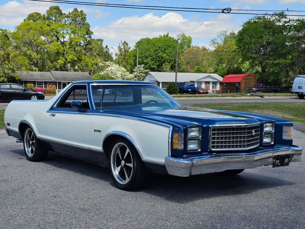 1977 Ford Ranchero Image 5