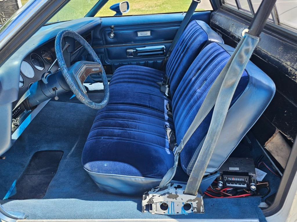 1977 Ford Ranchero Image 15