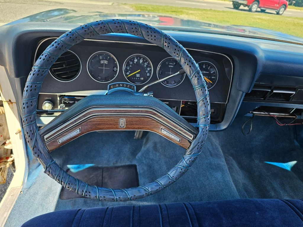 1977 Ford Ranchero Image 17