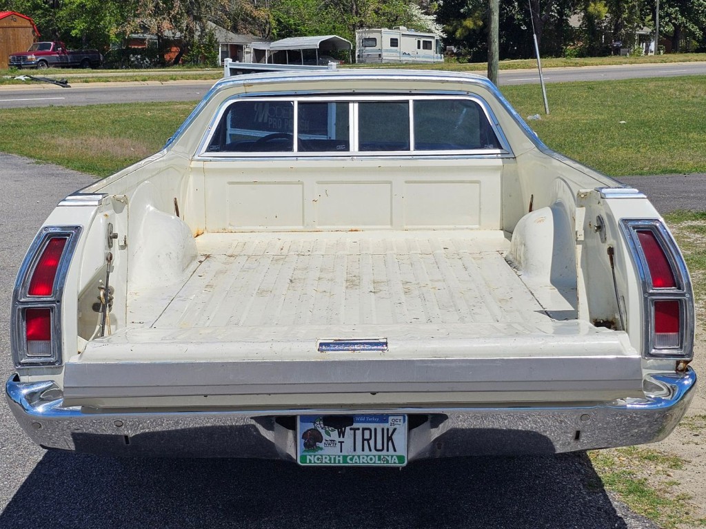 1977 Ford Ranchero Image 41