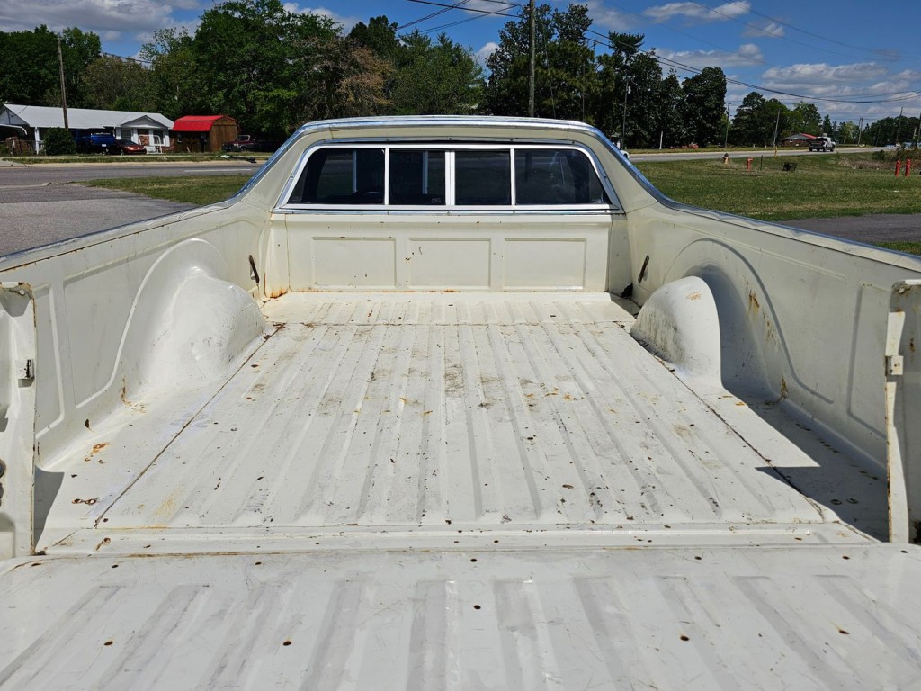 1977 Ford Ranchero Image 43