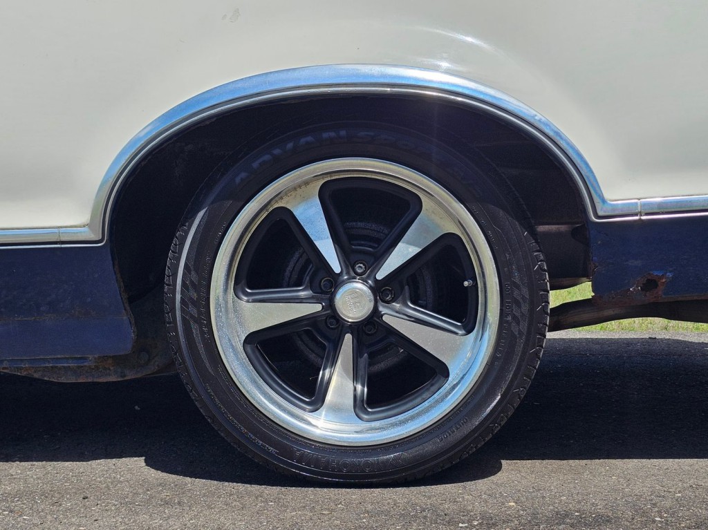 1977 Ford Ranchero Image 46