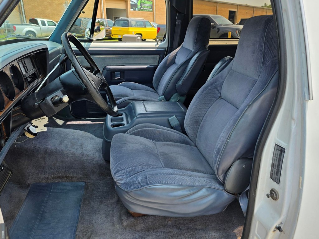 1989 Dodge Charger Image 15