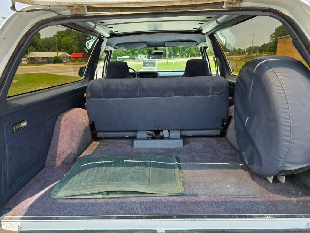 1989 Dodge Charger Image 45