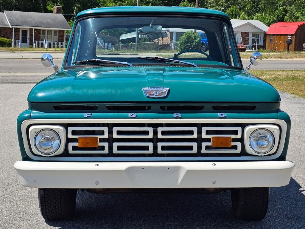 1964 Ford F-100 Image 3