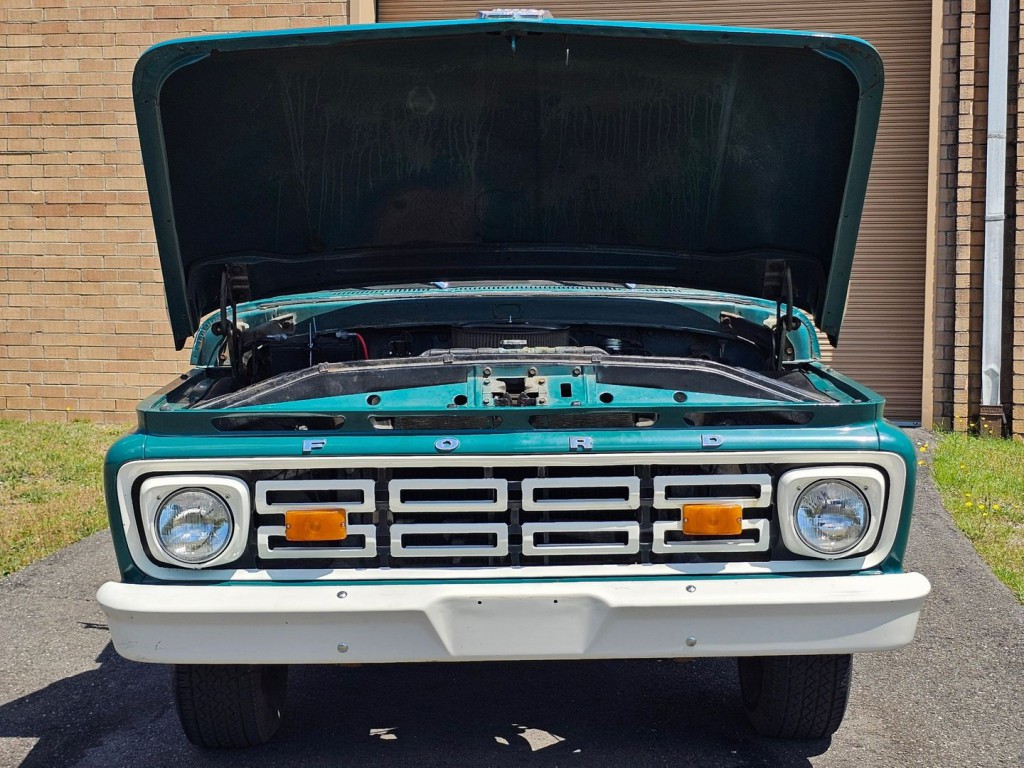 1964 Ford F-100 Image 37