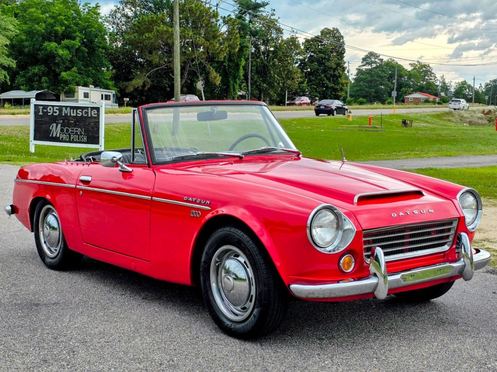 1969 Datsun 1600 Image 5