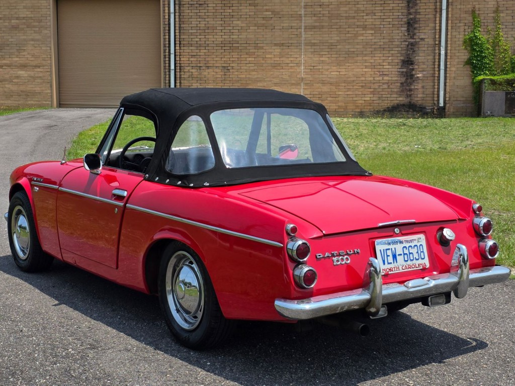 1969 Datsun 1600 Image 52