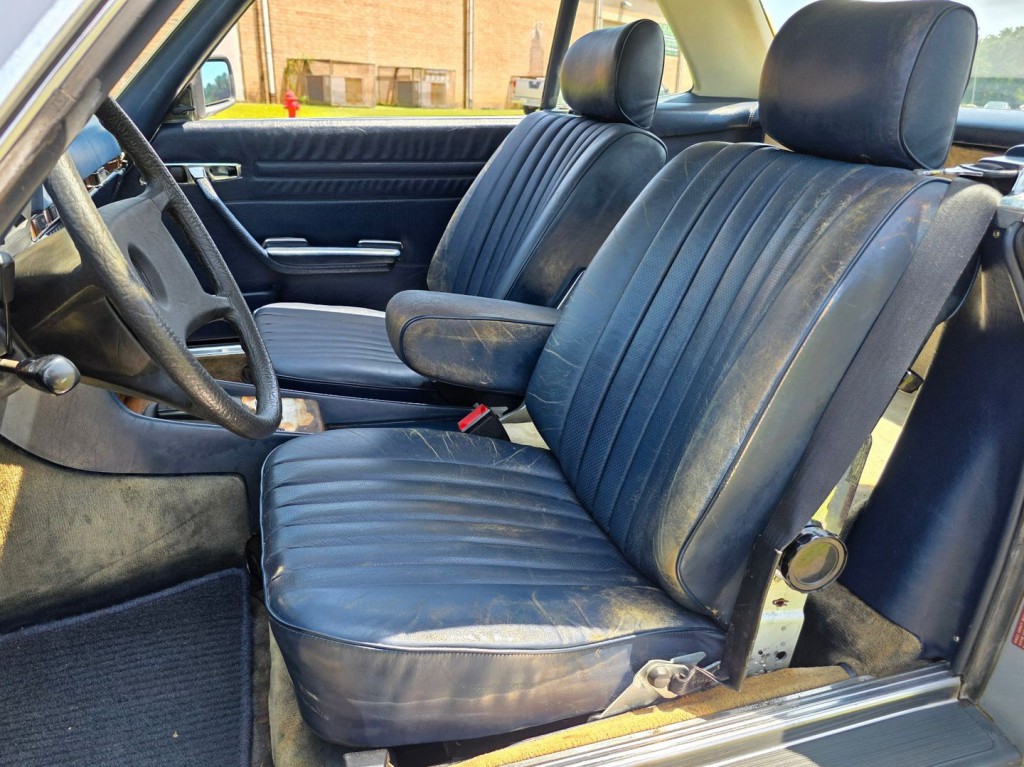 1982 Mercedes-Benz 380-Class Image 14