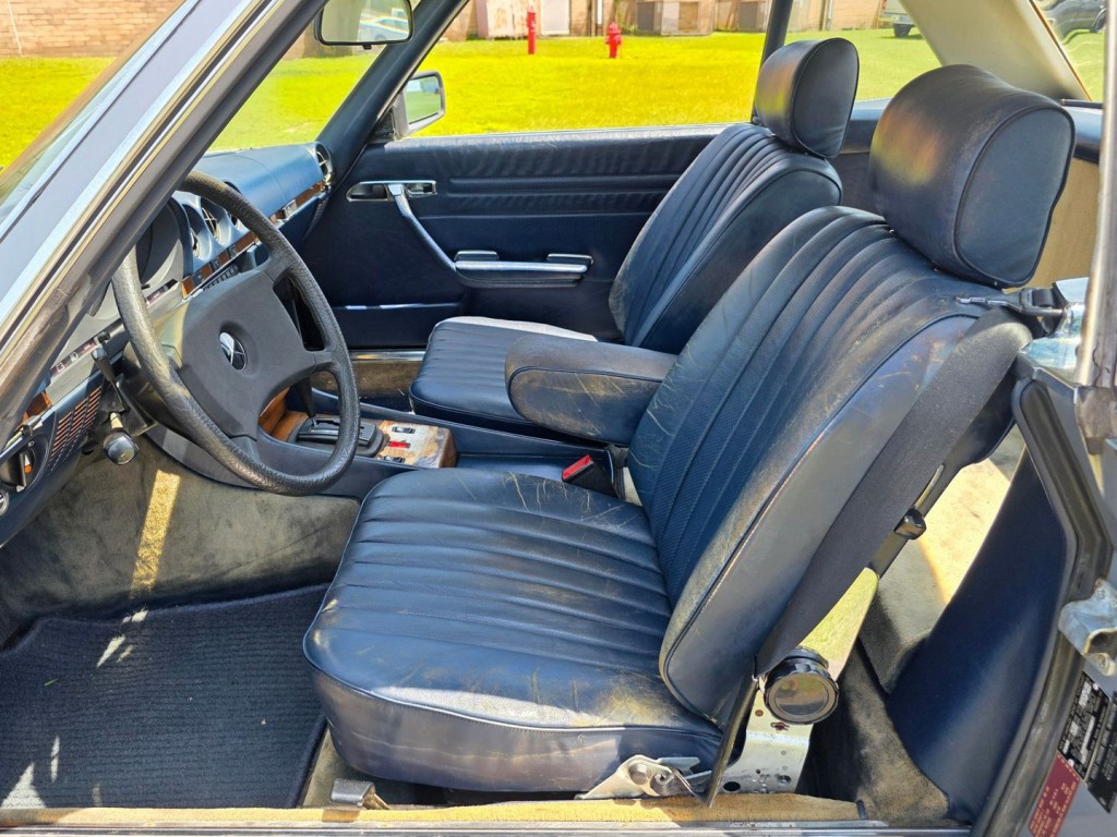 1982 Mercedes-Benz 380-Class Image 15