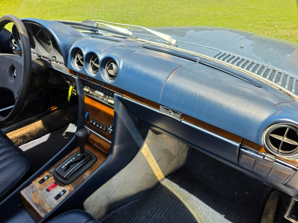 1982 Mercedes-Benz 380-Class Image 30