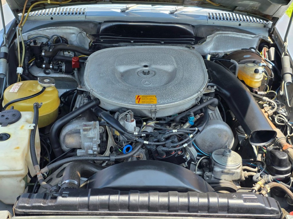 1982 Mercedes-Benz 380-Class Image 39