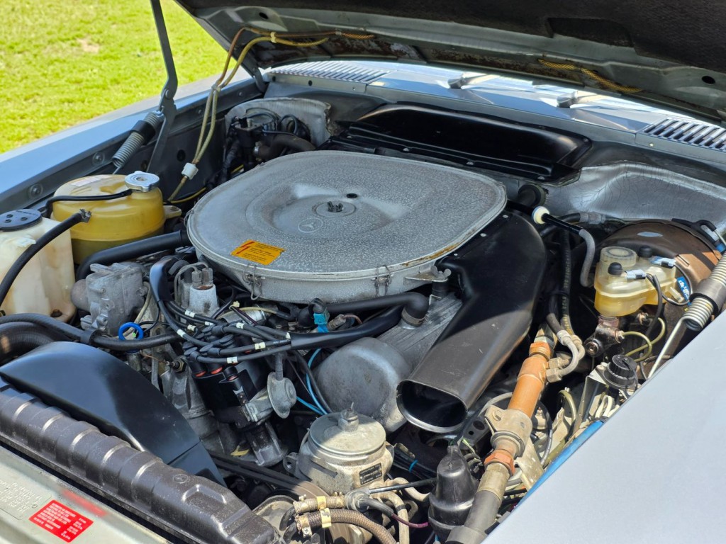 1982 Mercedes-Benz 380-Class Image 40