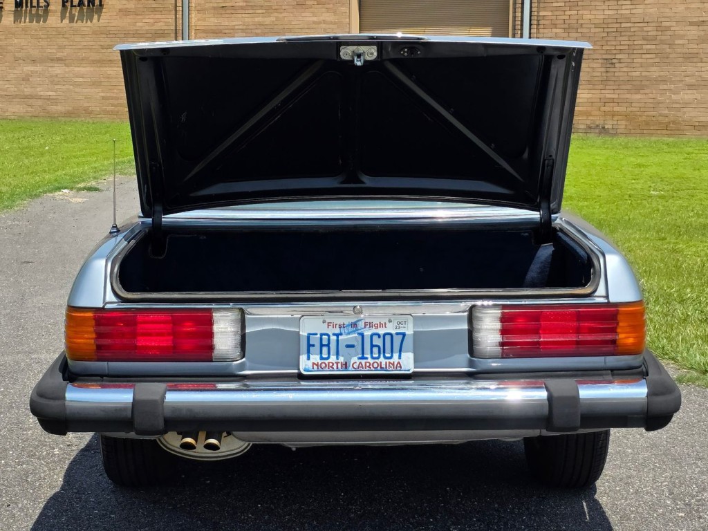 1982 Mercedes-Benz 380-Class Image 42