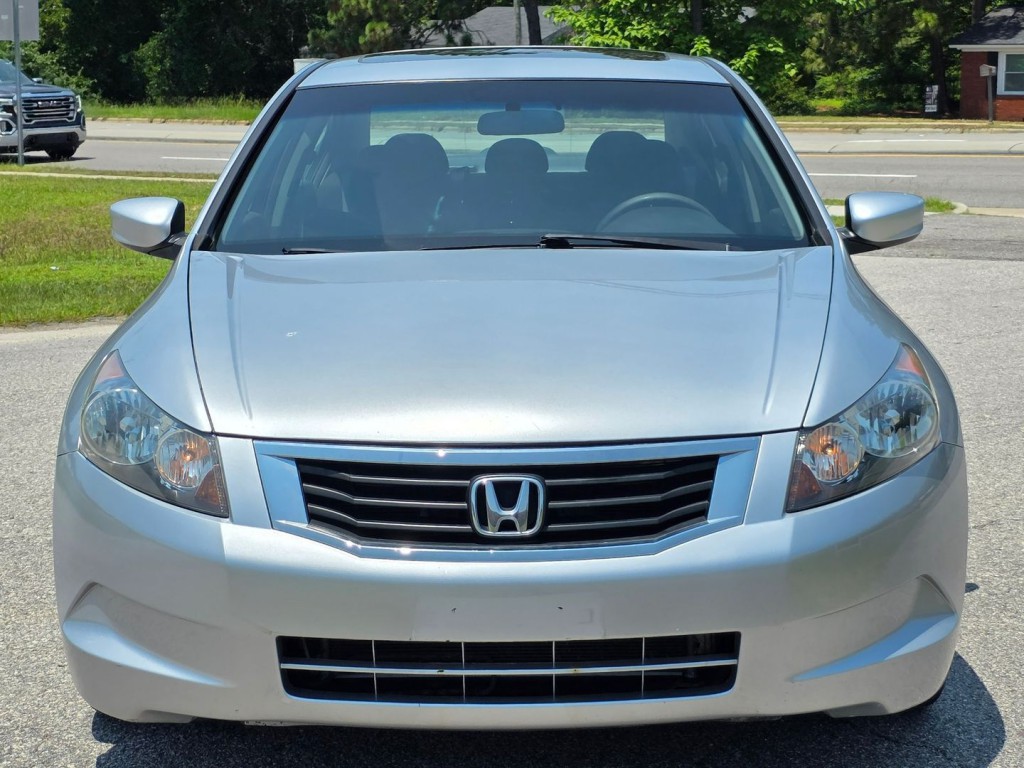 2010 Honda Accord Image 3
