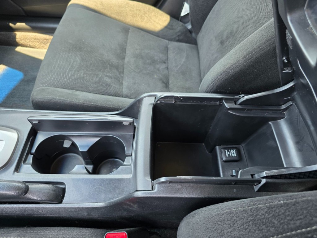 2010 Honda Accord Image 26