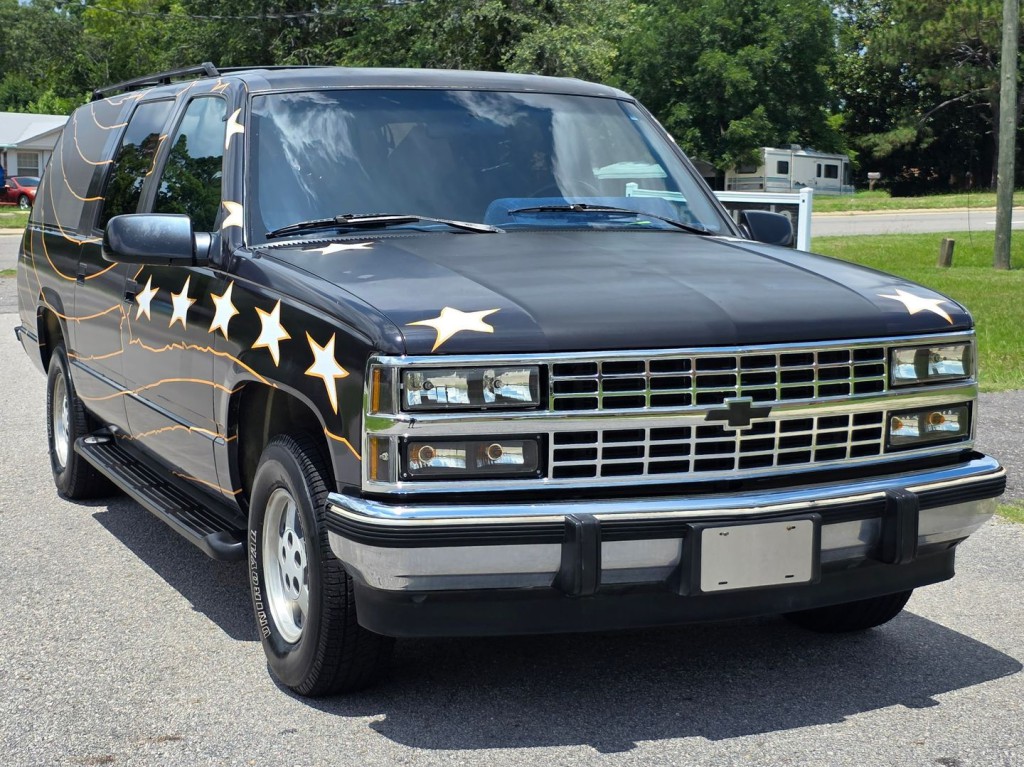 1993 Chevrolet Suburban Image 4