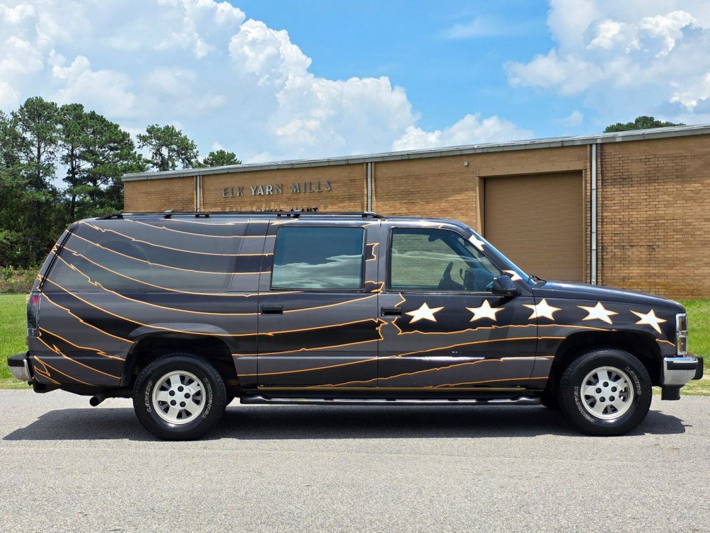 1993 Chevrolet Suburban Image 6