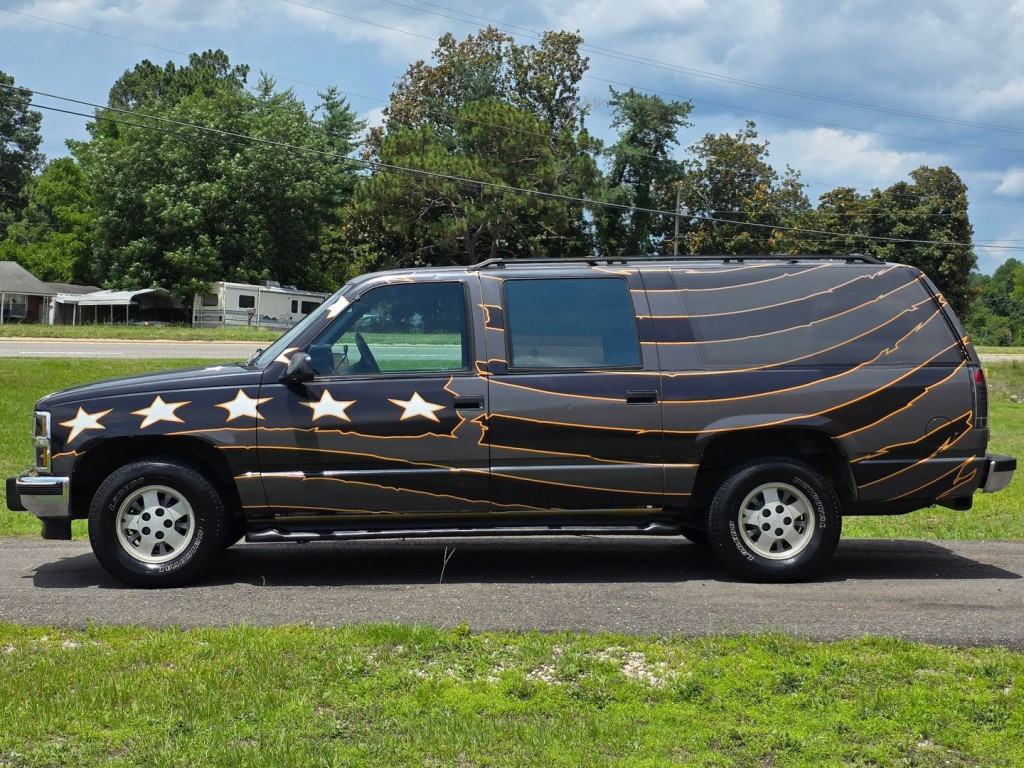 1993 Chevrolet Suburban Image 12