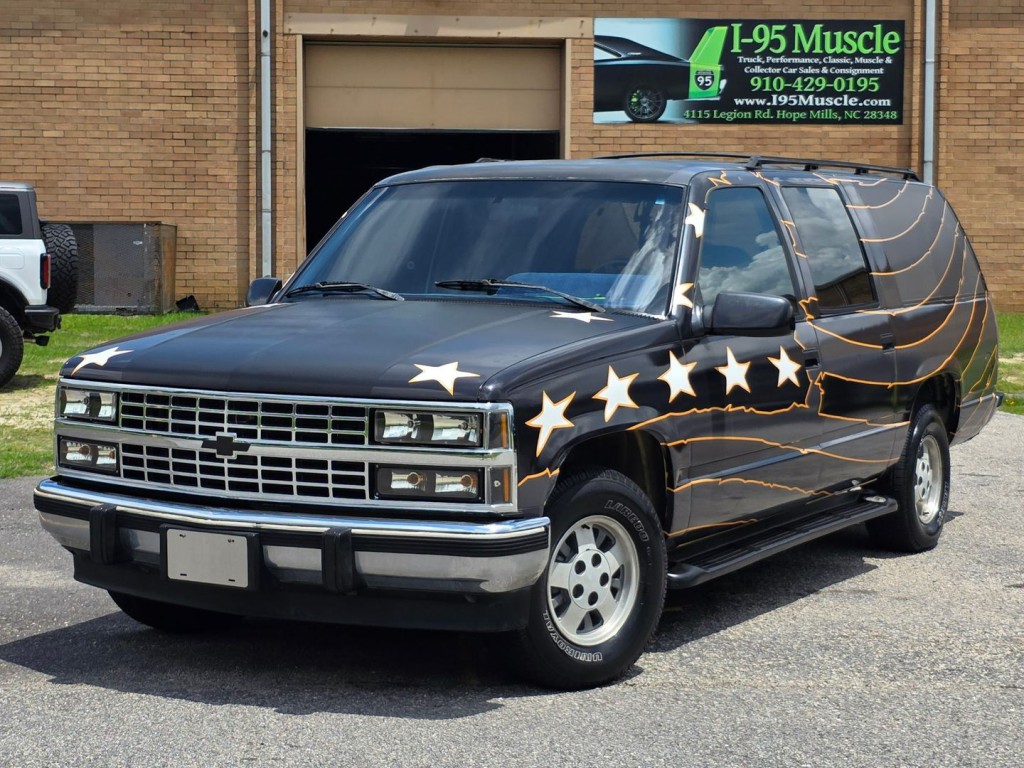 1993 Chevrolet Suburban Image 13