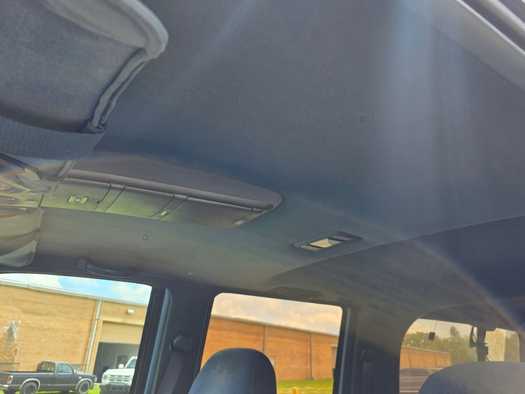 1993 Chevrolet Suburban Image 35