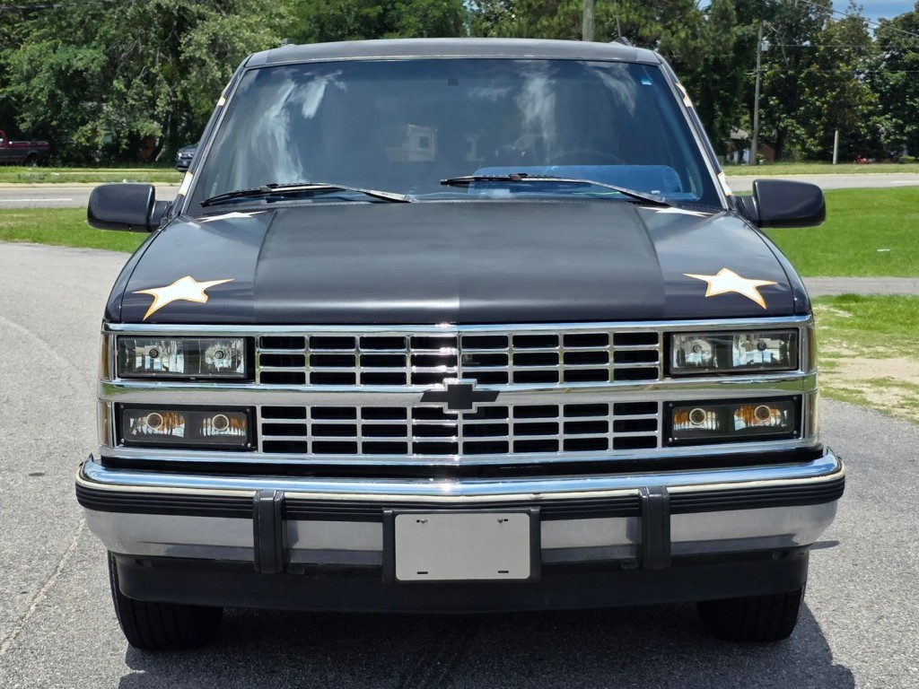 1993 Chevrolet Suburban Image 40