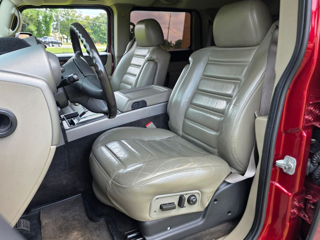 2003 HUMMER H2 Image 15